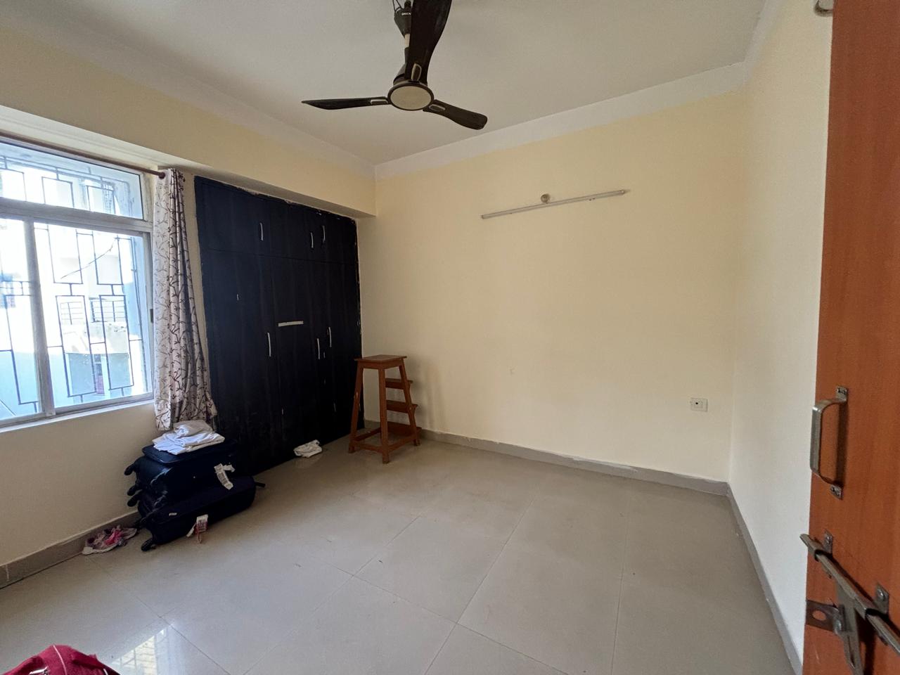 Unfurnished 4bhk in Baghorbori Rd, Bagharbari, Guwahati, Assam, India for Rent